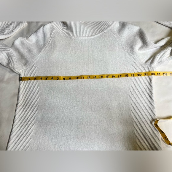 CALVIN KLEIN‎ Ivory ribbed sleeve cowl neck sweater size XL - Picture 14 of 15